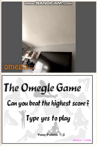 Omegle MILF Plays the game