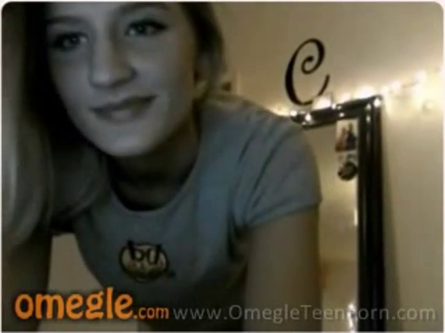 Incredible 19 Year Old Blonde on Omegle
