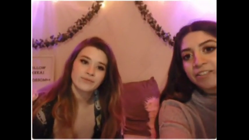 2 Cuties Flash Big & Small Boobs