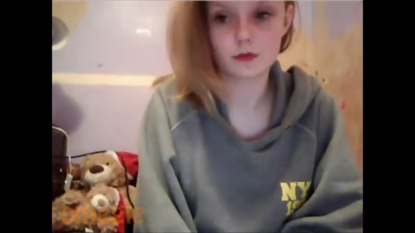 [Omegle] Teen Shows Off Her Pale Boobs